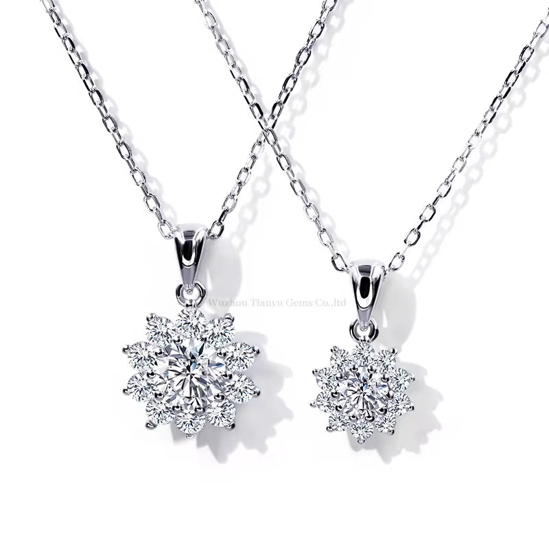 Silver 925 Moissanite Sunflower Necklaces 5Mm/1Ct round Brilliant Fire Stones Pendant Women 18K Gold Plated Necklace